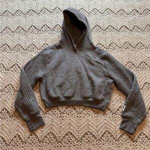Offline By Aerie Cropped Quilted Grey Hoodie Size XS Thumb Holes Workout